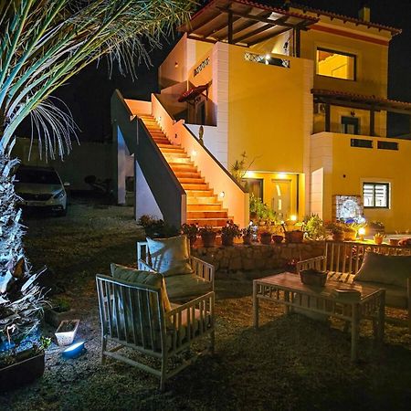 Villa Aitheras With Sea Views And Garden Stérnai 外观 照片