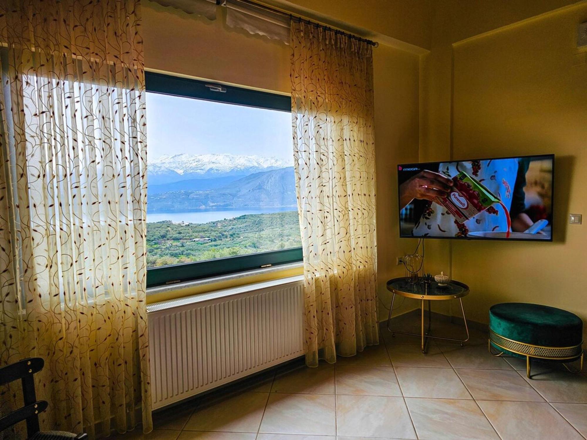 Villa Aitheras With Sea Views And Garden Stérnai 外观 照片