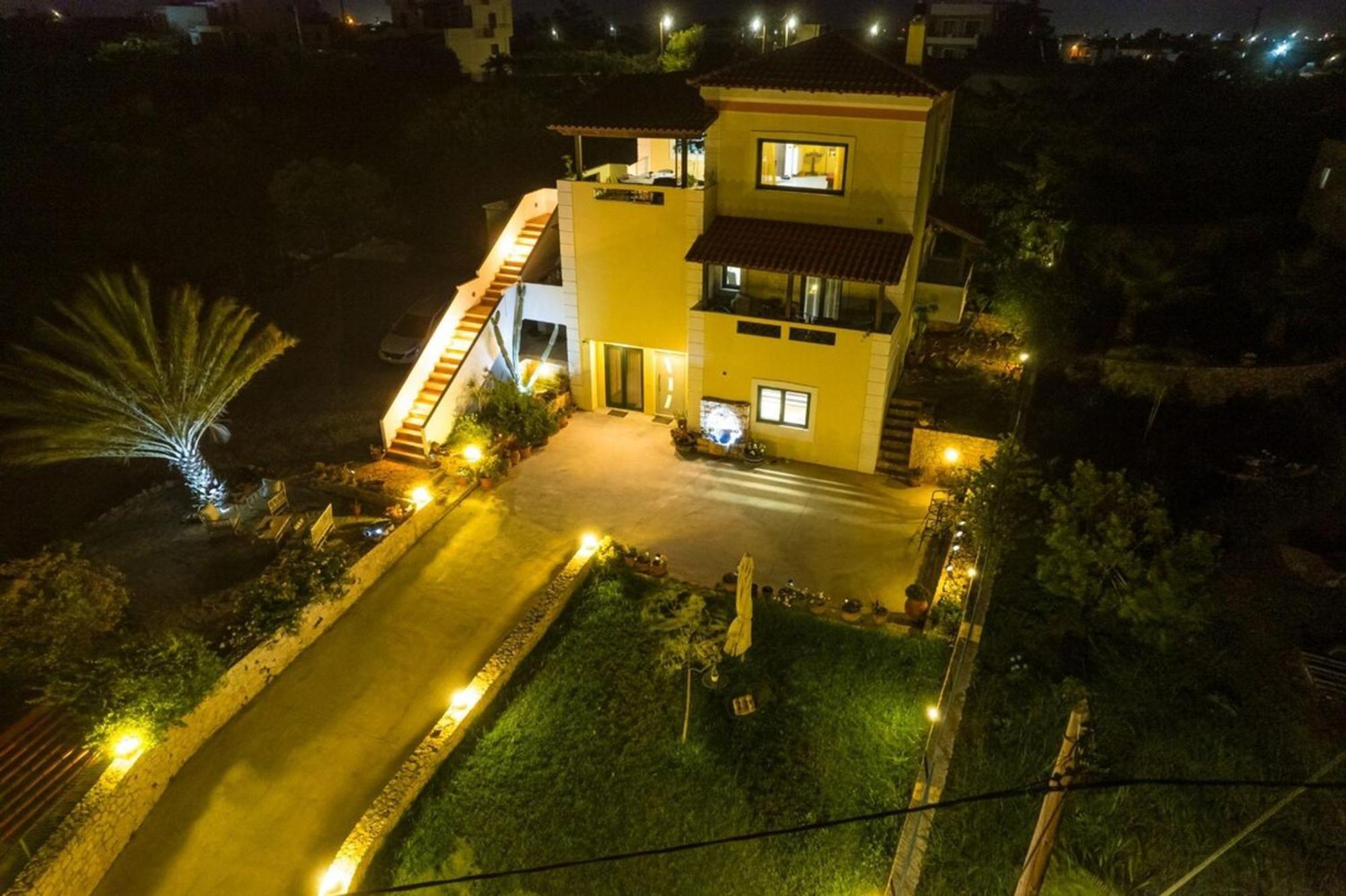 Villa Aitheras With Sea Views And Garden Stérnai 外观 照片