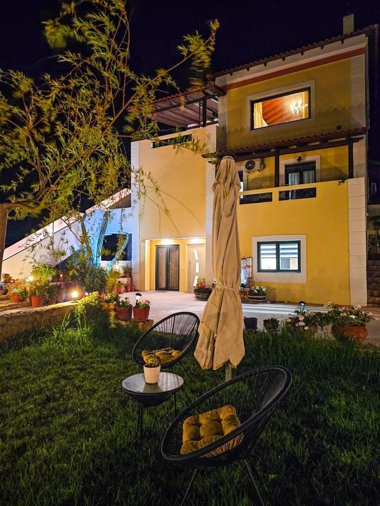 Villa Aitheras With Sea Views And Garden Stérnai 外观 照片